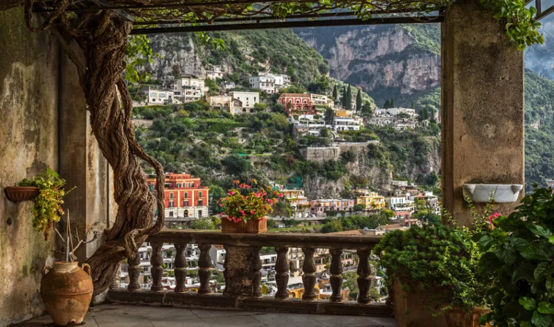Amalfi Kıyıları Turu Türk Hava Yolları ile Ekstra Turlar Dahil / 3 Gece Otel Konaklamalı / İstanbul Çıkışlı / 2027