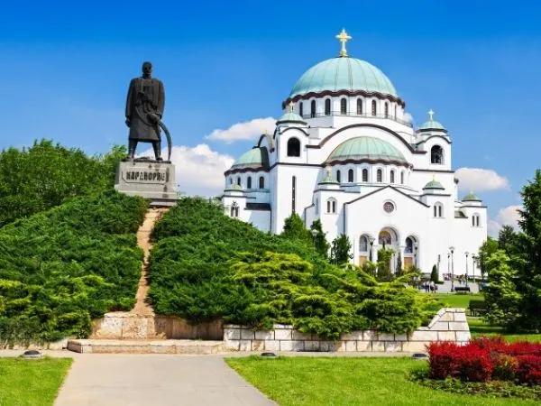 Büyük İtalya Como Gölü ve Yunanistan Masalı Turu Otobüs ile Ekstra Turlar Dahil / 7 Gece Otel Konaklamalı / İstanbul Çıkışlı / 2027