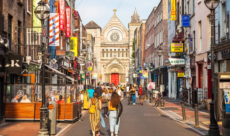 Dolu Dolu Baştan Başa Büyük Britanya İrlanda Rotası Turu THY ile Ramazan Bayramı Özel Ekstra Turlar Dahil / 7 Gece Otel Konaklamalı / İstanbul Çıkışlı / 2027