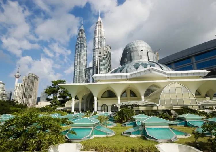 Muhafazakar Malezya ve Singapur Turu Qatar HY ile Vizesiz Ekstra Turlar Dahil Kasım Ara Tatil Özel / 6 Gece Otel Konaklamalı / İstanbul Çıkışlı