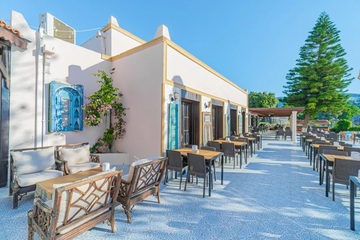 Alexander Resort Hotel