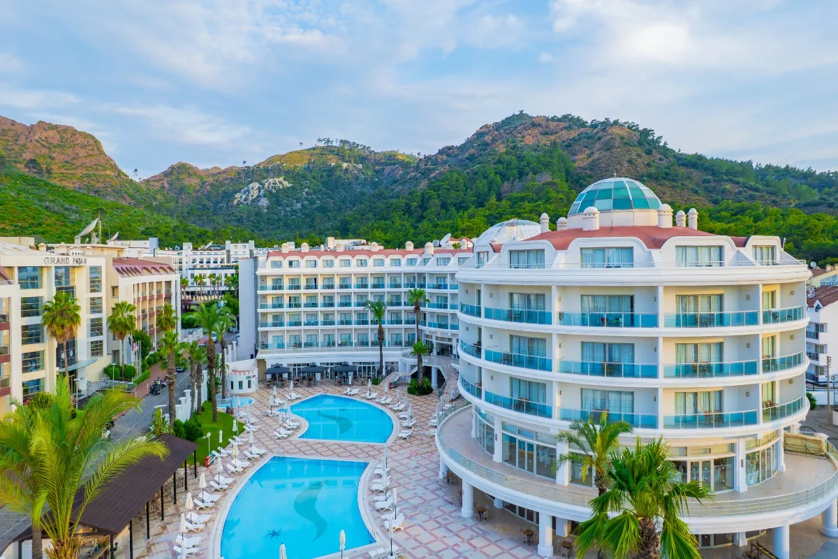 Pineta Park Deluxe Hotel