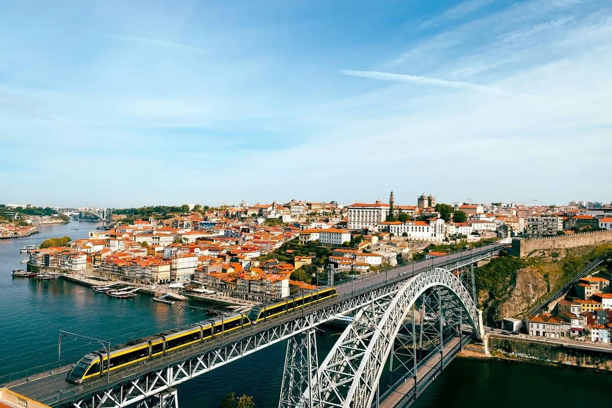 Ekspres İspanya Turu Pegasus ile Kış Dönemi / 4 Gece Otel Konaklamalı / İstanbul Çıkışlı / 2027
