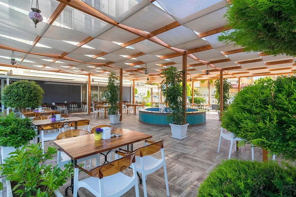Modern Saraylar Luxury Hotel