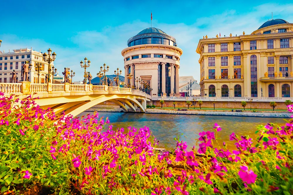 Balkan Masalı Turu AJet ile 6 Ülke Vizesiz Ekstra Turlar Dahil / 7 Gece Otel Konaklamalı / İzmir Çıkışlı