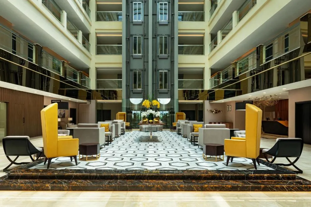 4* Four Points by Sheraton Production City, Dubai