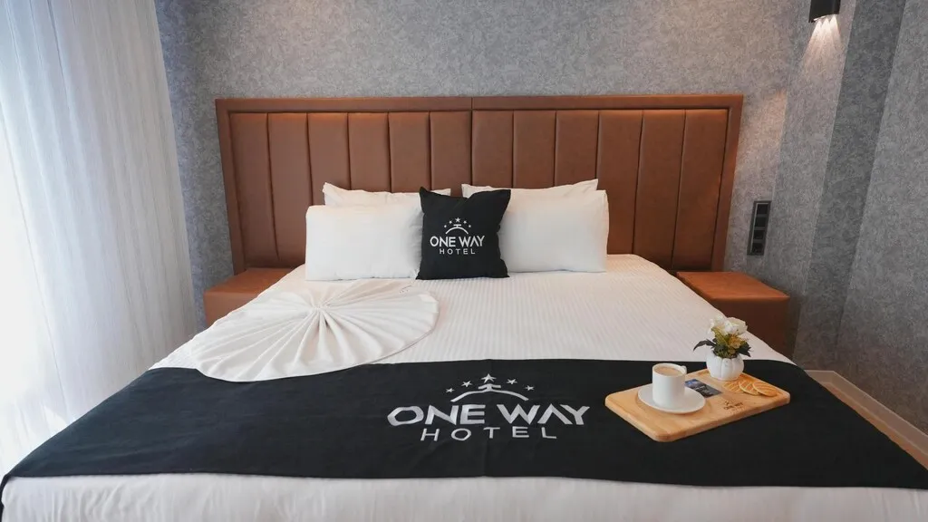 One Way Hotel