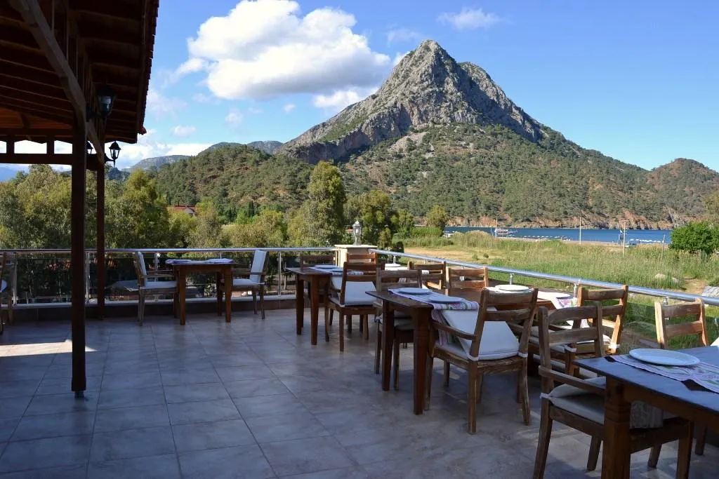 Ada Arası Otel Adrasan