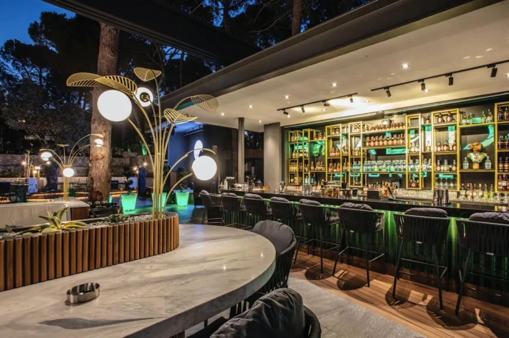 Unique Life Style Hotel