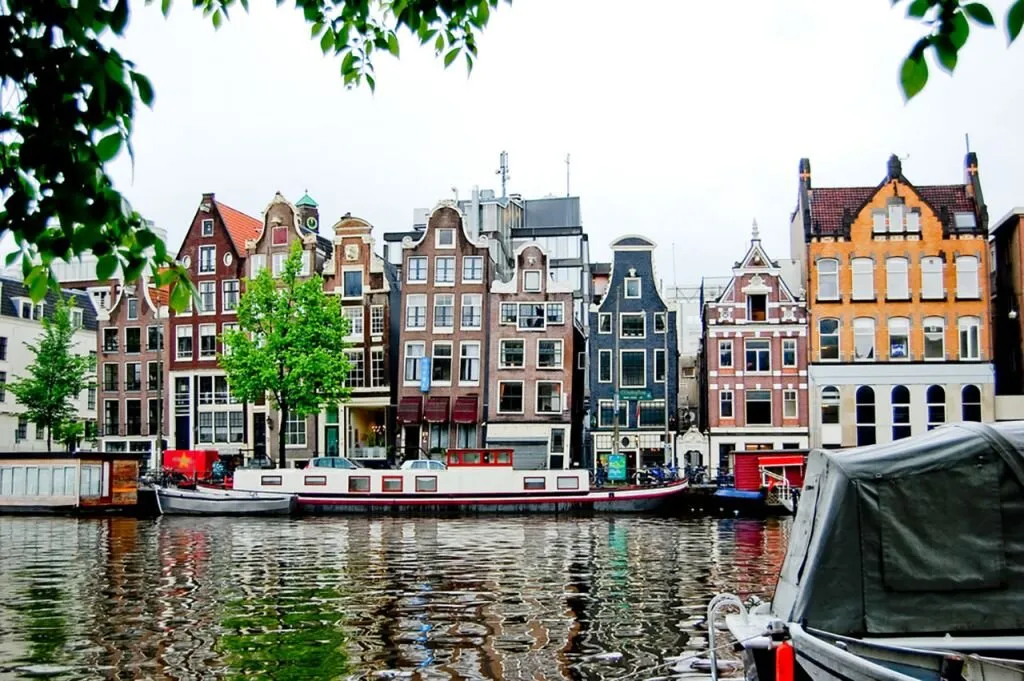 Amsterdam Turu THY ile / 4 Gece Otel Konaklamalı / İstanbul Çıkışlı