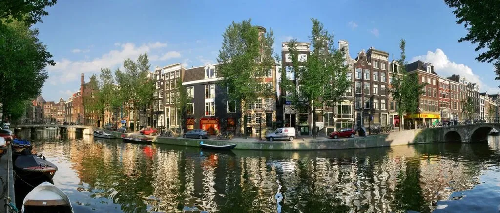 Flex Benelüks Paris Alsace Turu THY ile / 7 Gece Otel Konaklamalı / İstanbul Çıkışlı / 2027