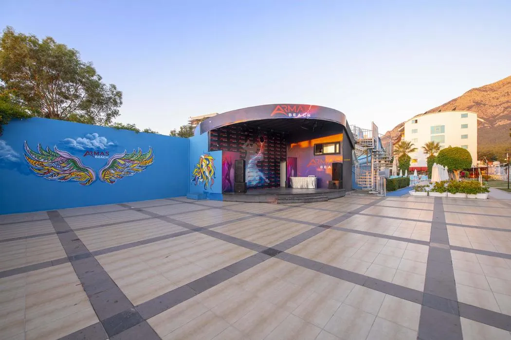 Armas Beach Hotel