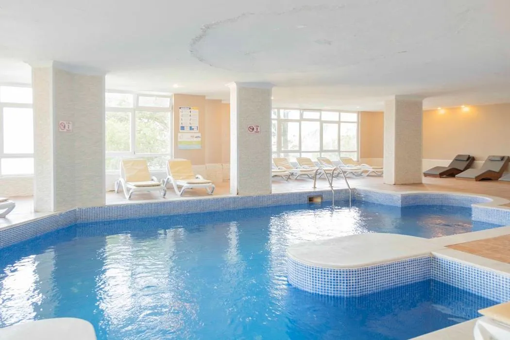 Ladonia Hotels Adakule