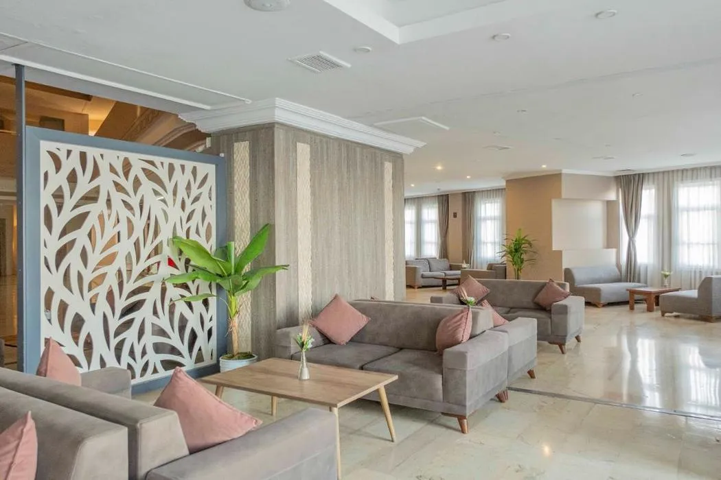 Ladonia Hotels Adakule