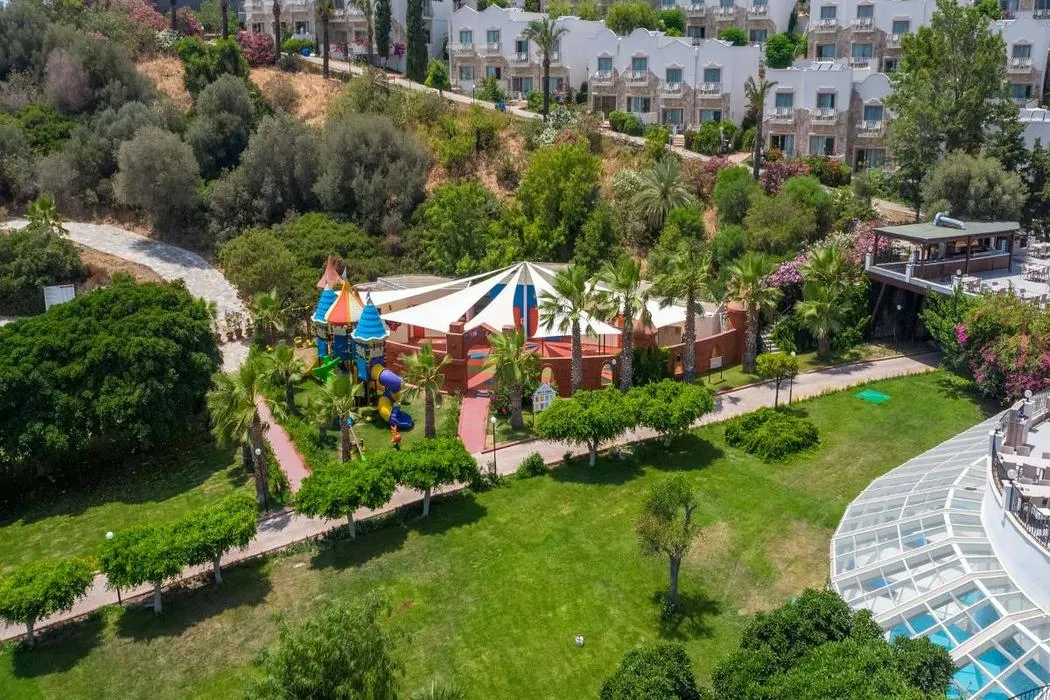Yasmin Bodrum Resort
