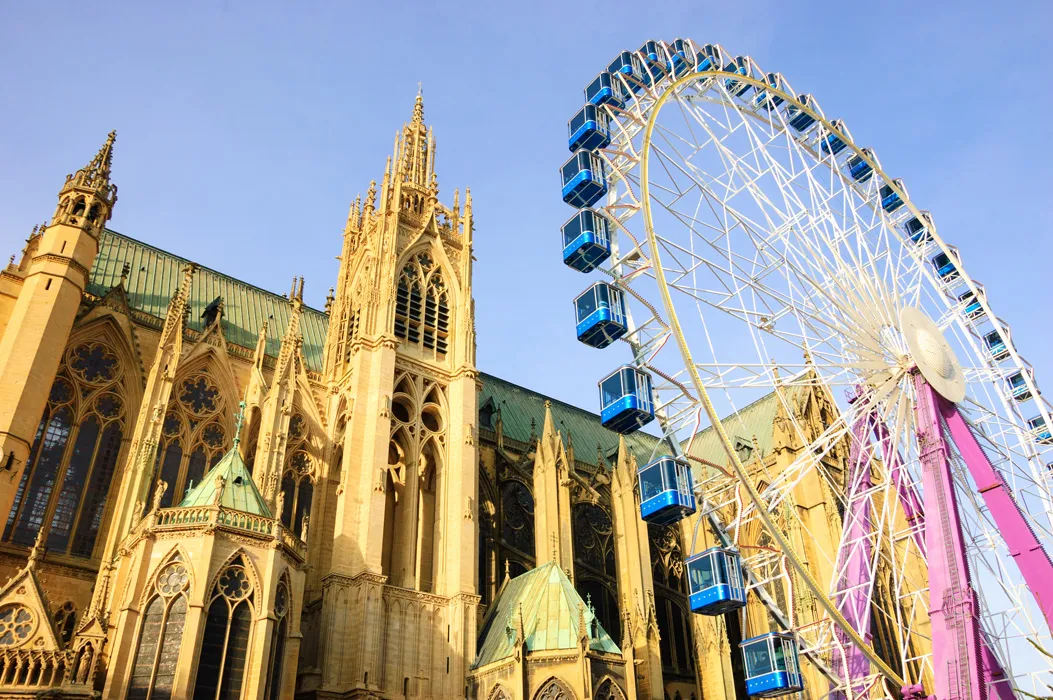 Mega Benelüks Paris Köln Colmar Turu AJet ile / 7 Gece Otel Konaklamalı / Ankara Çıkışlı