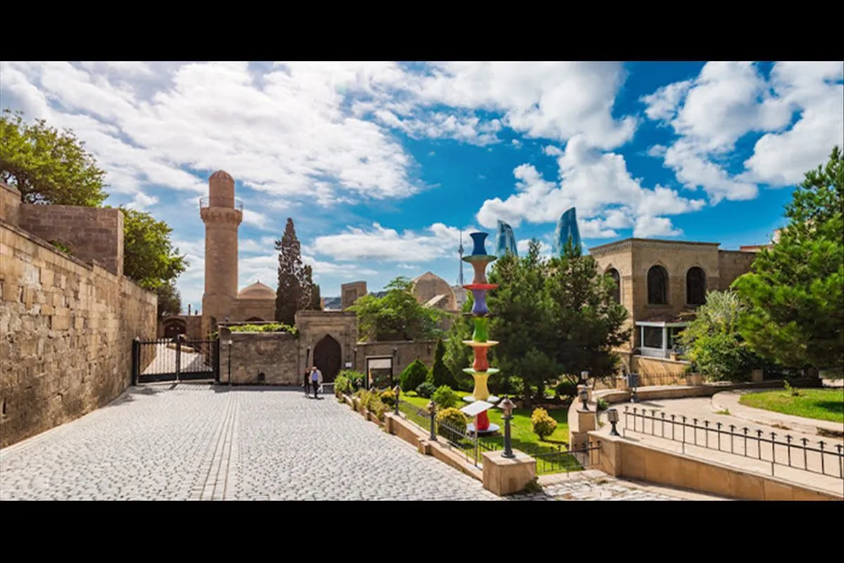 Viva Bakü Turu AJet ile Vizesiz / 3 Gece Otel Konaklamalı / İstanbul Çıkışlı