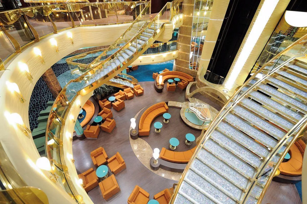 Msc Fantasia ile Batı Akdeniz Yunan Adaları Turu / 9 Gece Konaklamalı / İstanbul Çıkışlı