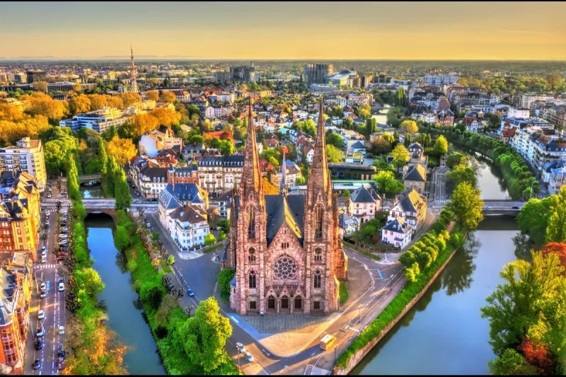 Alsace'lı Alpler Turu Pegasus Hava Yolları ile / 7 Gece Otel Konaklamalı / İstanbul Çıkışlı / Basel Gidiş