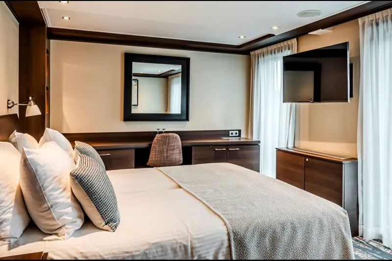 Dlx Nehir Gemisi MS Leonora ile Ren Nehri'nde Noel Pazarları Turu Türk Hava Yolları ile / 4 Gece Otel Konaklamalı / İstanbul Çıkışlı