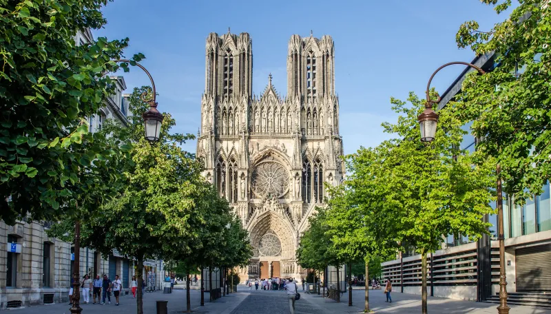 Mega Benelüks Paris Köln Alsace Özel Turu Pegasus ile / 7 Gece Otel Konaklamalı / İstanbul Çıkışlı