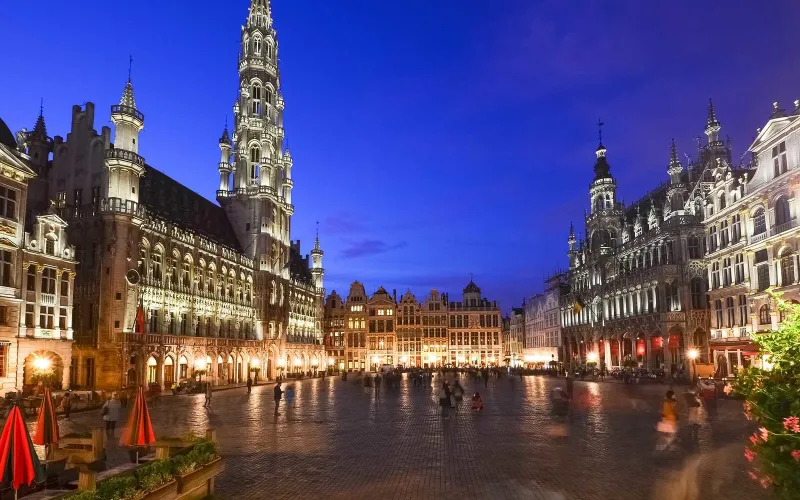 Promo 5 Ülke ile Benelüks Paris Köln Turu Ajet Havayolları ile / 7 Gece Otel Konaklamalı / İstanbul Çıkışlı
