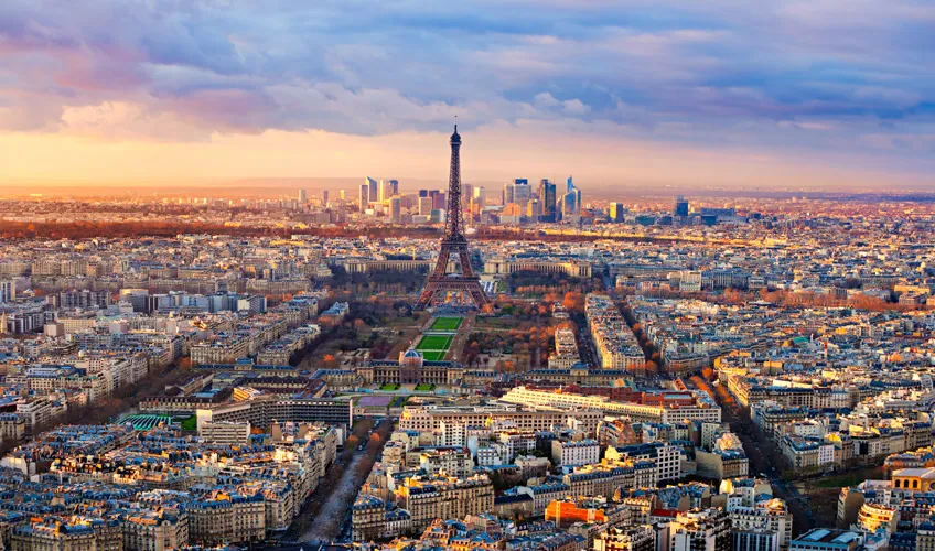 Paris ve Disneyland Turu Pegasus ile / 4 Gece Otel Konaklamalı / İstanbul Çıkışlı