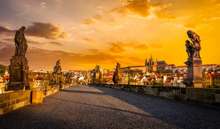 Panorama Prag Turu THY ile Ramazan Bayramı Özel / 3 Gece Otel Konaklamalı / İstanbul Çıkışlı / 2027