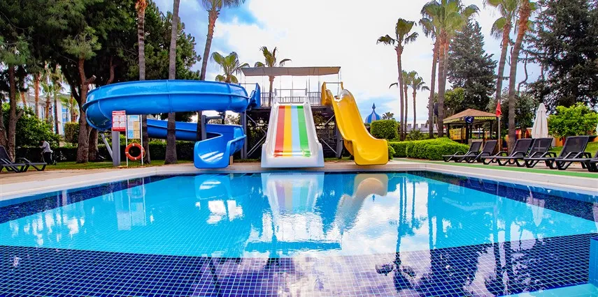 İnsula Resort & Spa