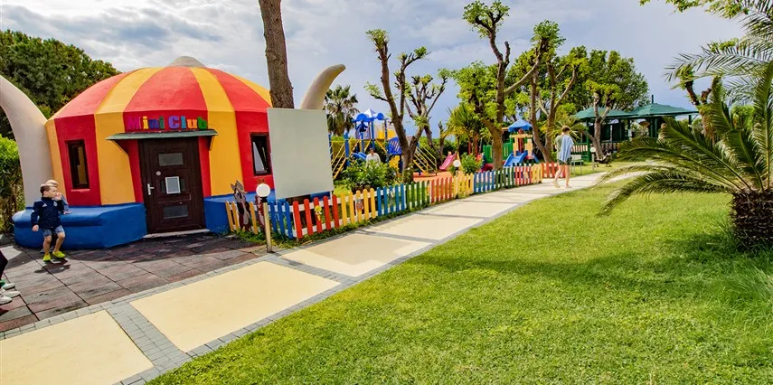 İnsula Resort & Spa