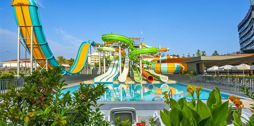 Kirman Calyptus Resort