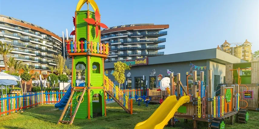 Kirman Calyptus Resort