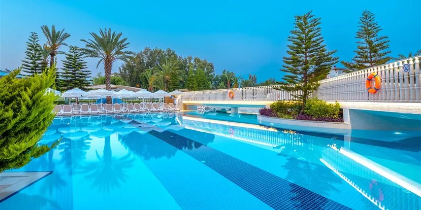 Kirman Sidemarin Beach & Spa