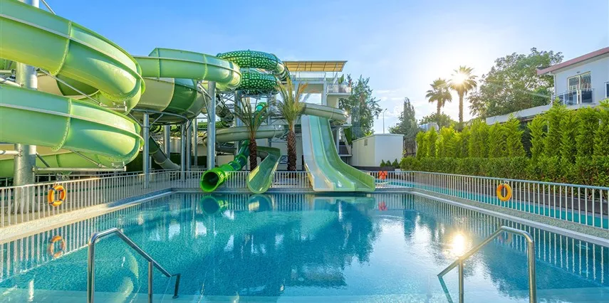 Kirman Sidera Luxury & Spa