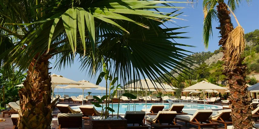 Manaspark Deluxe Hotel