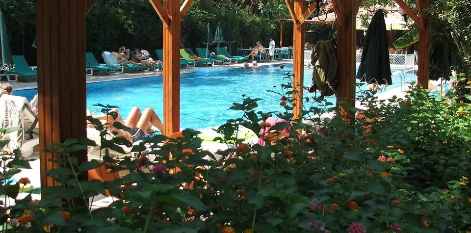 Perdikia Beach Hotel