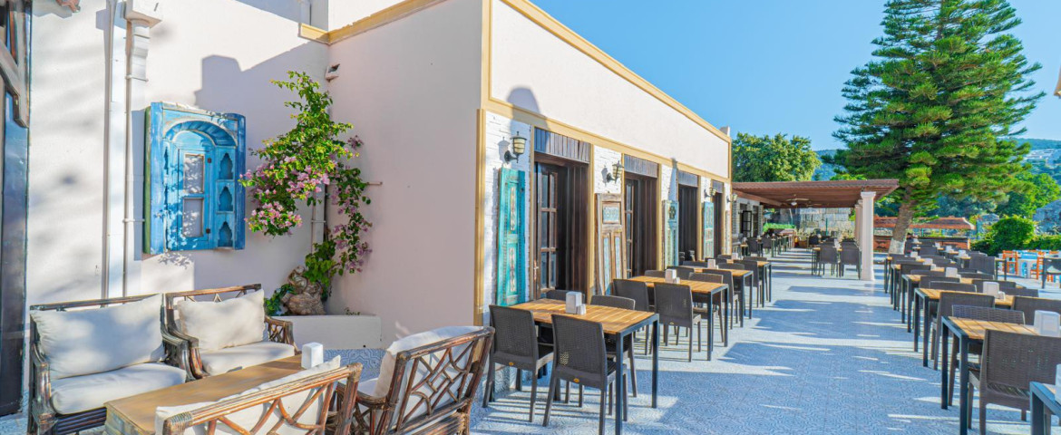 Alexander Resort Hotel