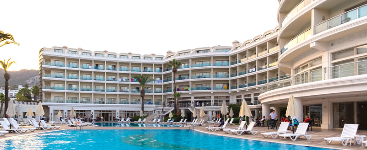 Pineta Park Deluxe Hotel 