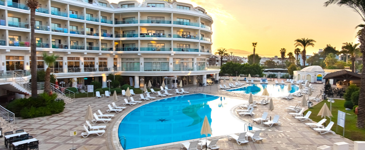 Pineta Park Deluxe Hotel 