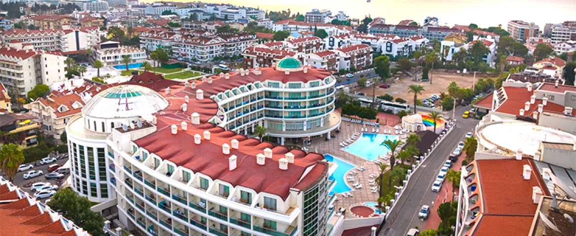 Pineta Park Deluxe Hotel 