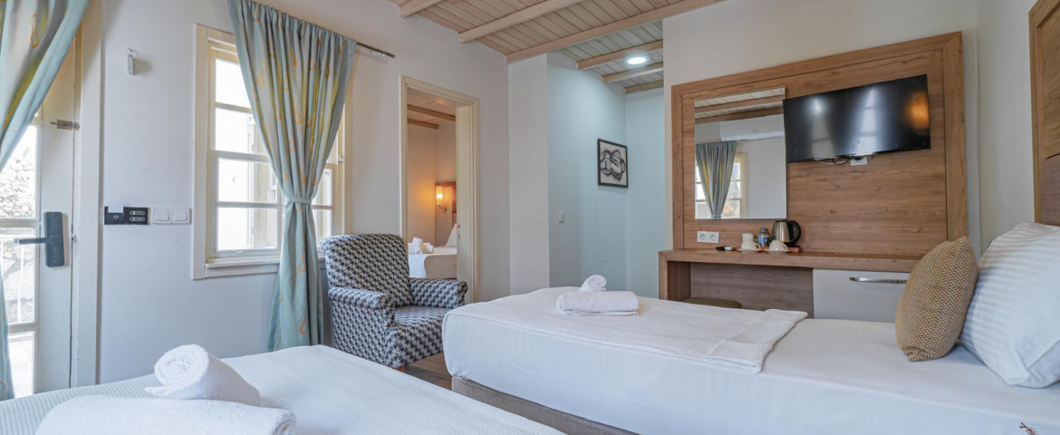 Alexander Resort Hotel
