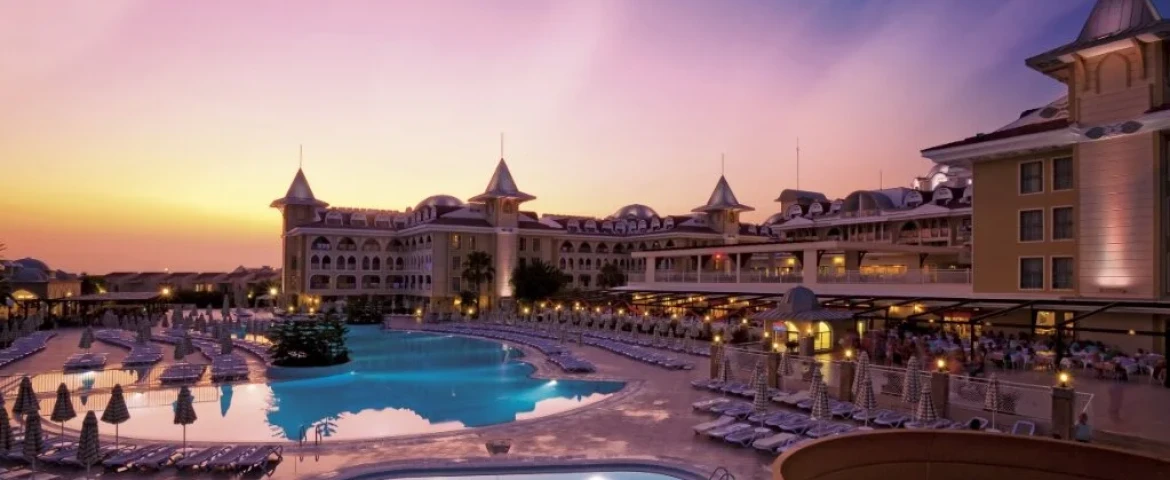 Side Star Resort Hotel