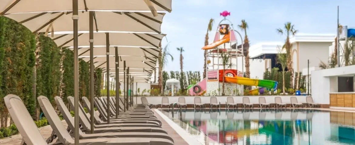Serenity Queen Hotel