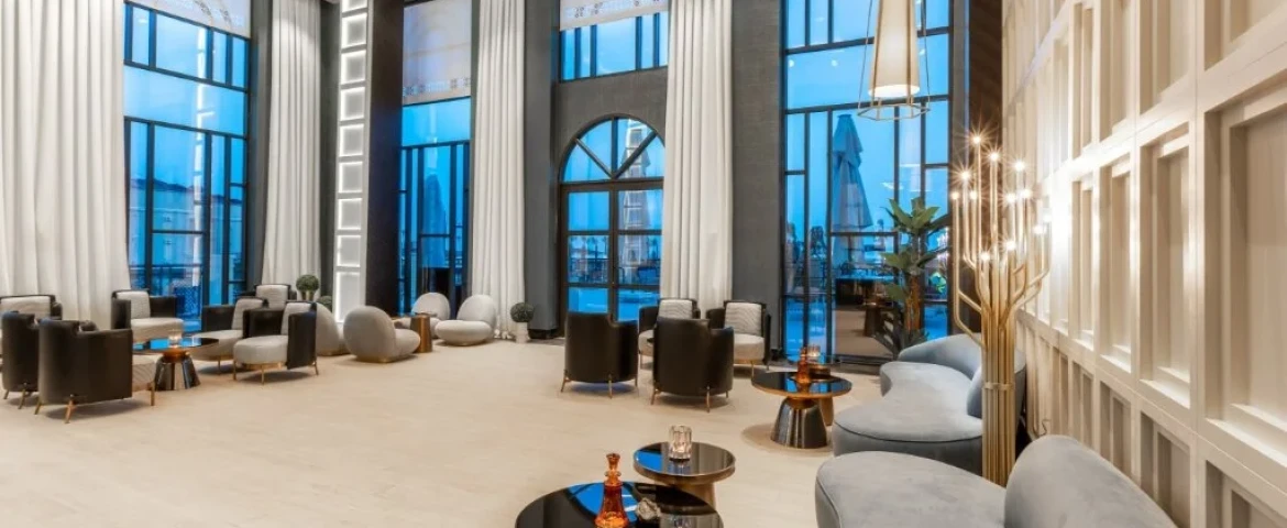 Serenity Queen Hotel