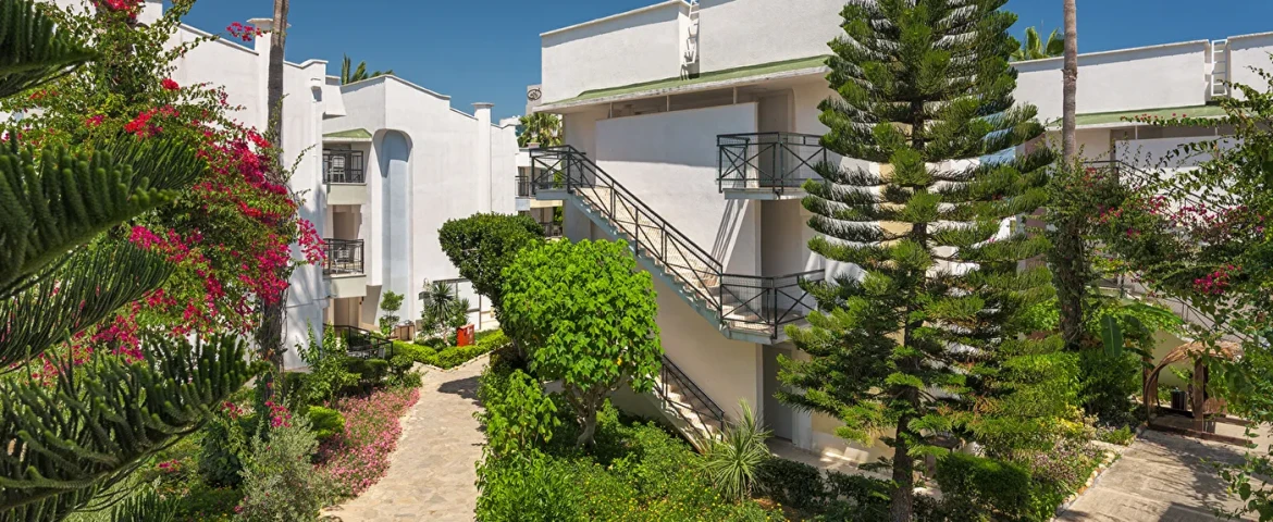 Adin Beach Hotel