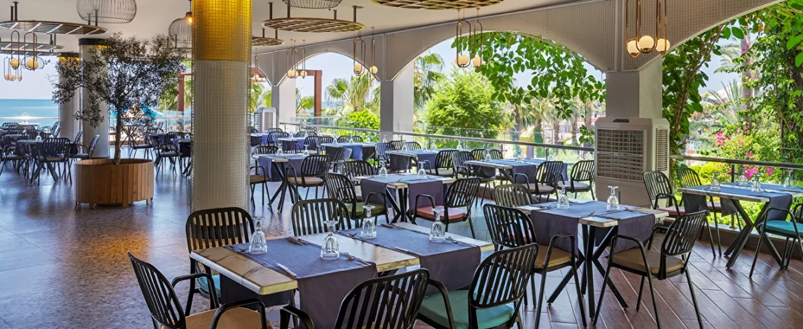 Adin Beach Hotel