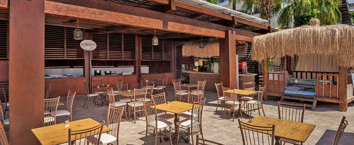 Adin Beach Hotel