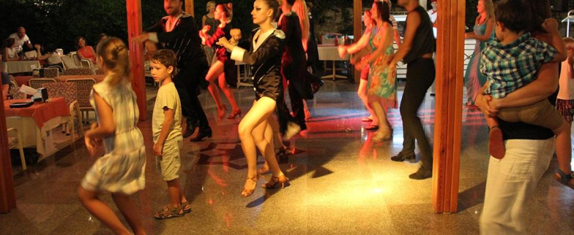 Perdikia Beach Hotel