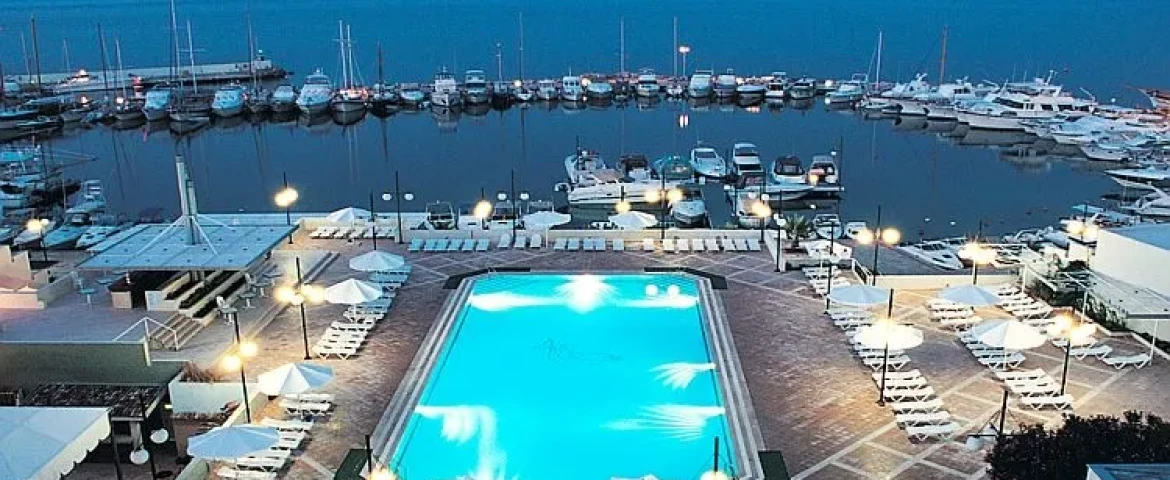 Altın Yunus Hotel & Spa - Çeşme