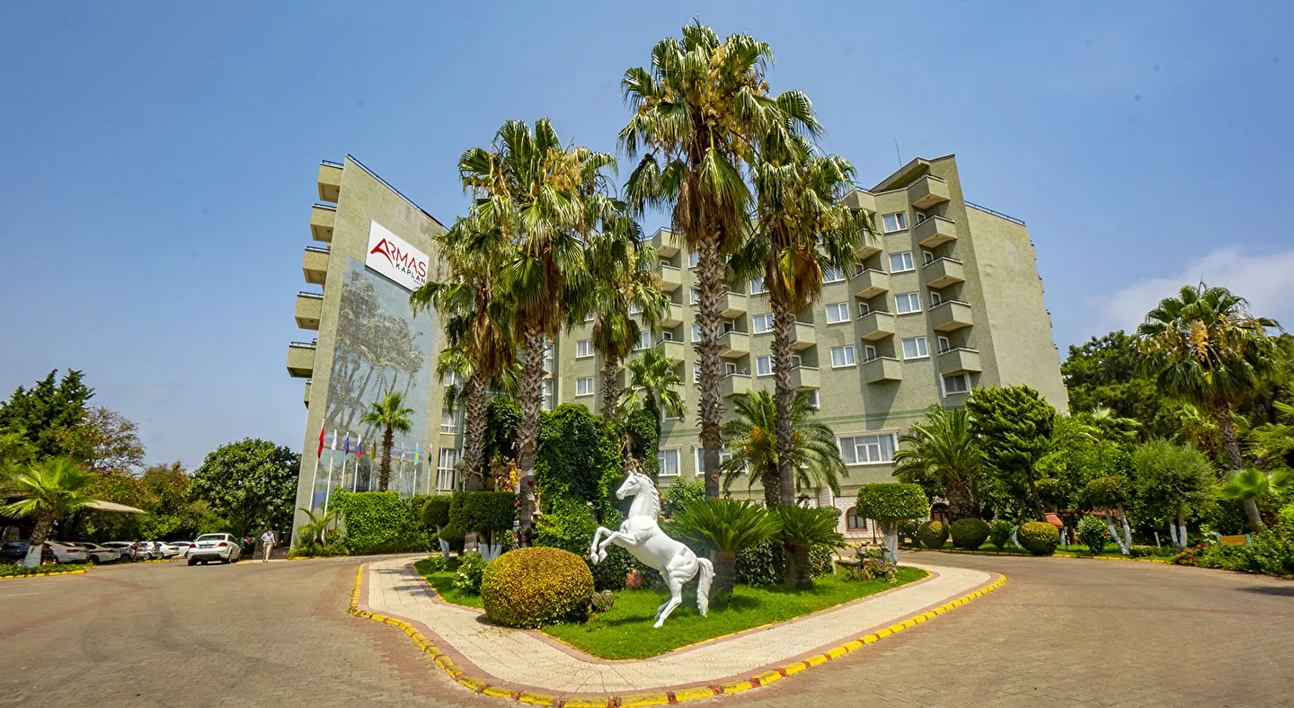 Armas Kaplan Paradise Hotel